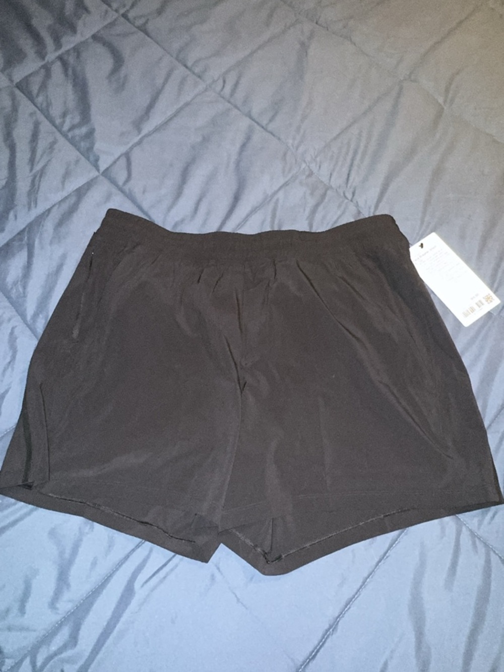 Lululemon pace breaker shorts NWT
